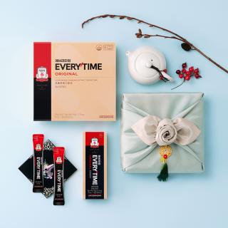 Thiệp Và Túi Xách Đi Kèm Có Ảnh Hưởng Đến Trải Nghiệm Tặng Quà? Bí Quyết Tạo Ấn Tượng Tinh Tế